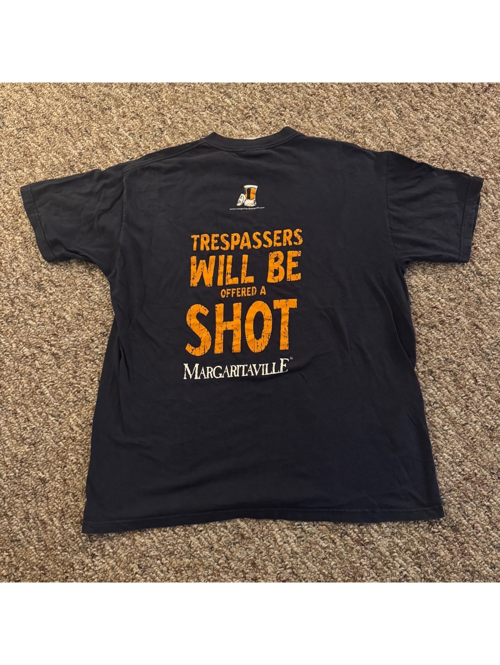 Jimmy Buffet Margaritaville “Trespassers Will Be Offered a Shot” Graphic T XL